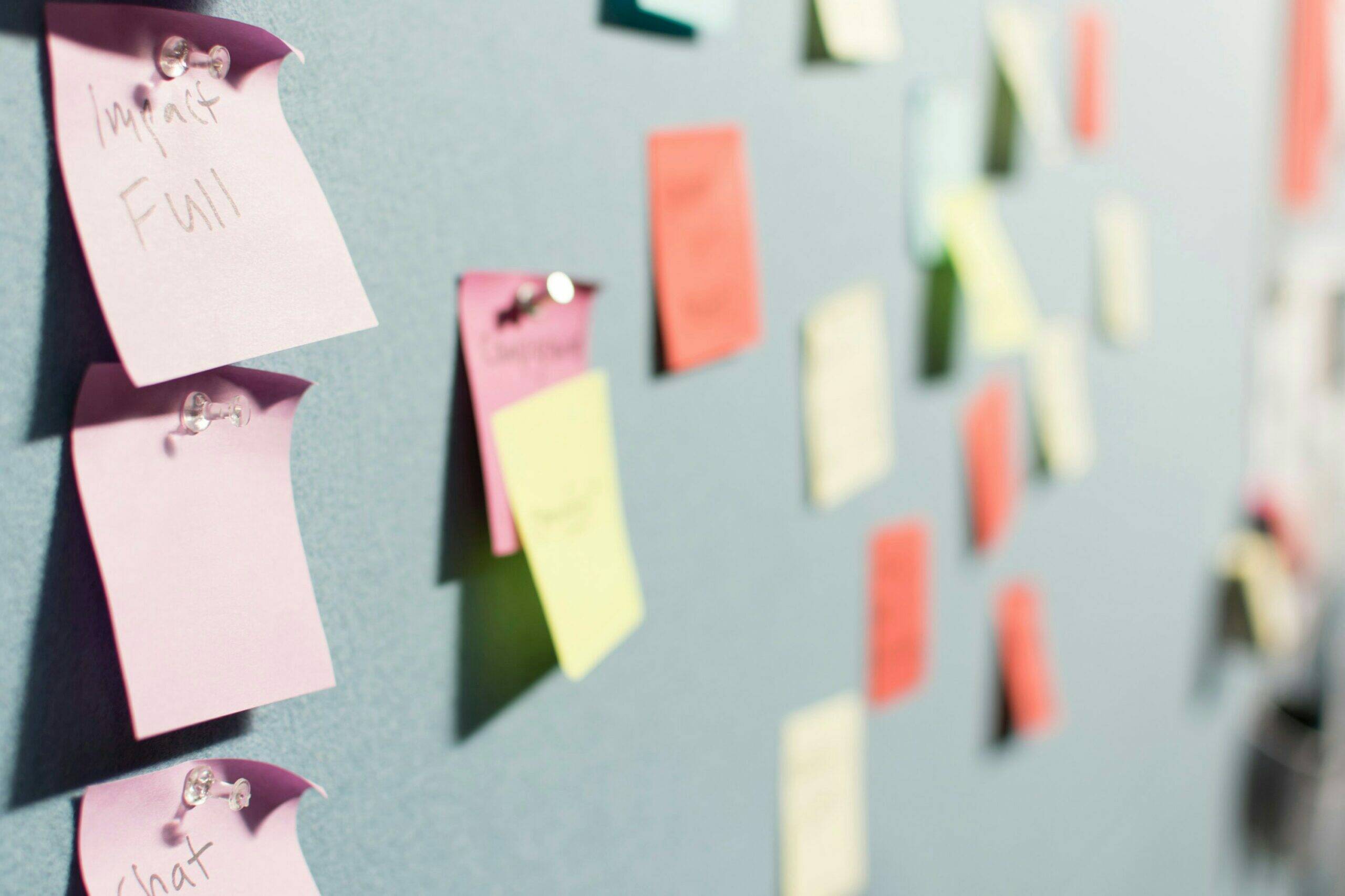 deploiement-et-conduite-du-changement-post-it-haatch-scaled.jpg